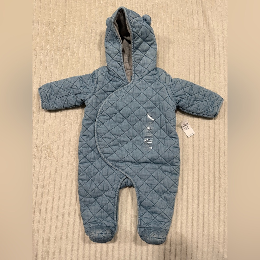 Gap Jean like Quilted Baby Snowsuit with Hood size 3-6 months. NWT